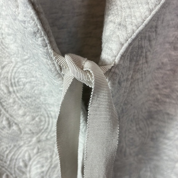 Soft Surroundings Jacket Women's Size M Cream & Gray Embossed Ribbon Tie Front - Picture 8 of 14